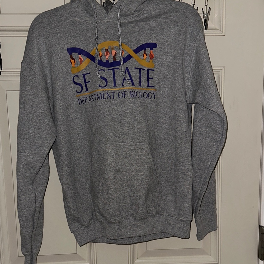 SFSU SWEATER/ bio department
